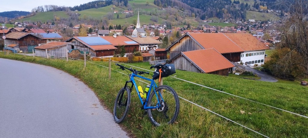 Dalla Germania all'Austria a bordo di una bicicletta con telaio Forgione