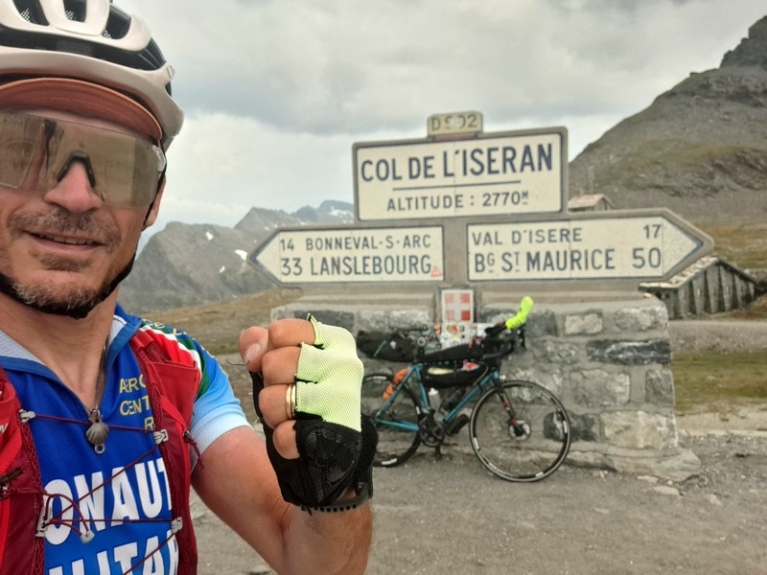 NorthCape-Tarifa 2026 : 7 400 km sur un cadre acier Forgione