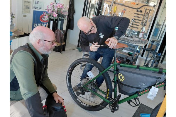 Bike build and assembly